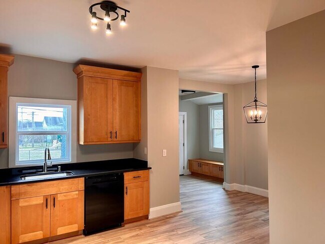 Foto del edificio - 1909 Rose Ave