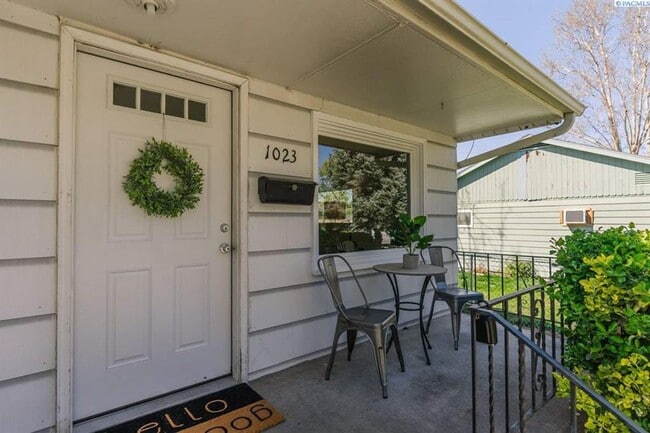 Building Photo - Adorable Three Bedroom Home in Richland!