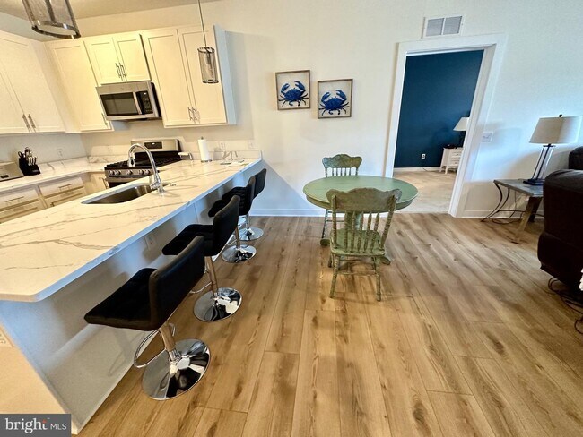 Building Photo - 33737 Skiff Aly