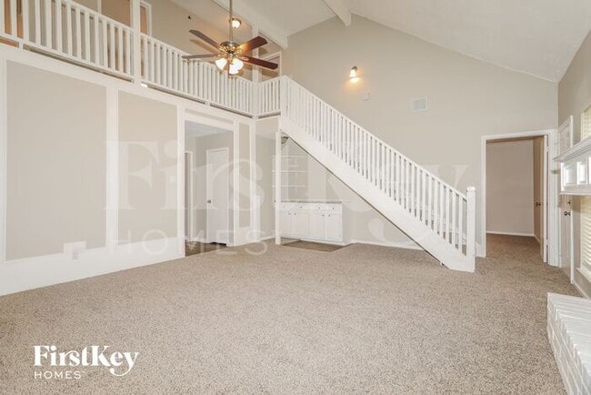 Building Photo - 8202 Amurwood Dr