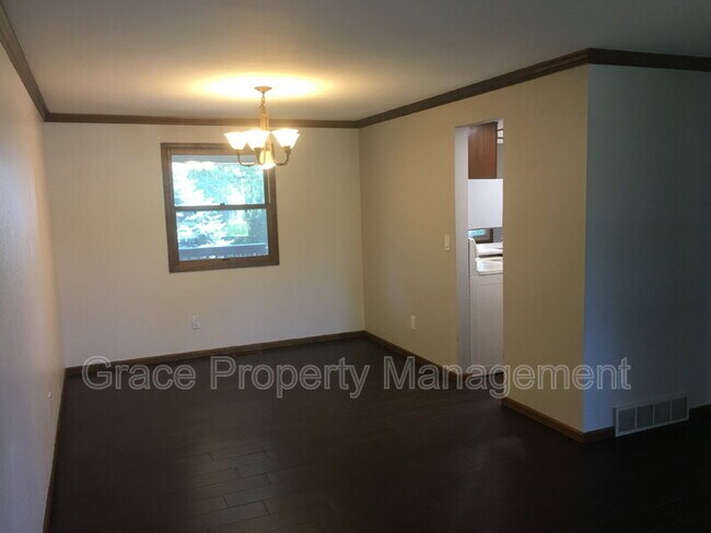 Foto del edificio - 9908 W 70th Pl