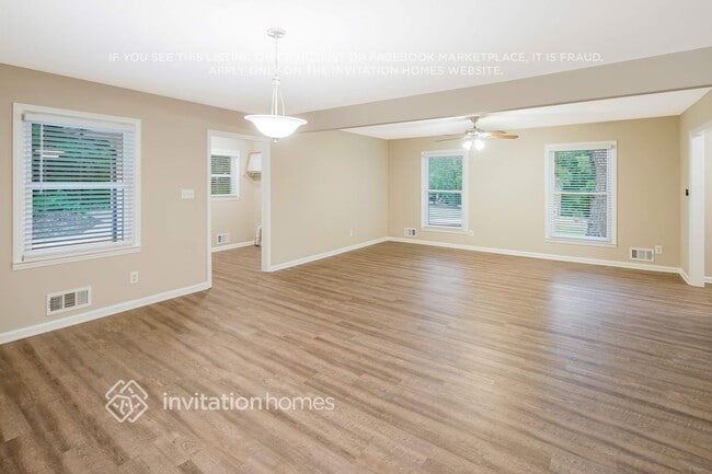 Foto del edificio - 3916 Amsbury Dr