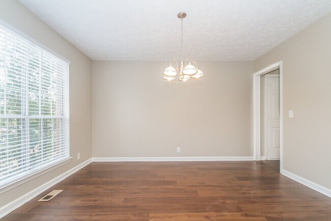 Foto del edificio - 6005 Bradford Hills Dr