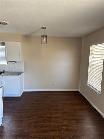 Foto del edificio - 5256 Benbrook St