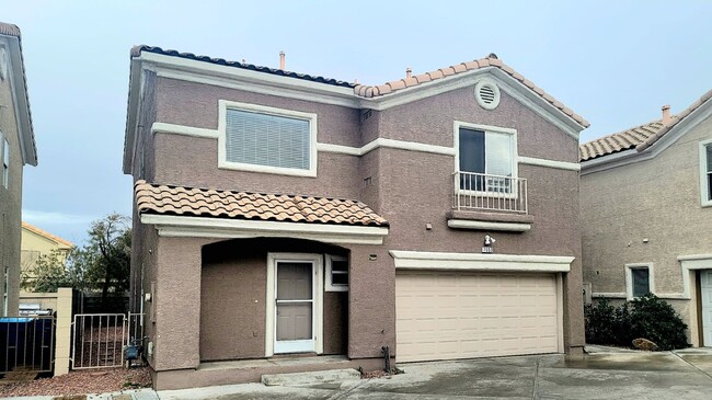 Building Photo - 7553 Dry Creek Ave