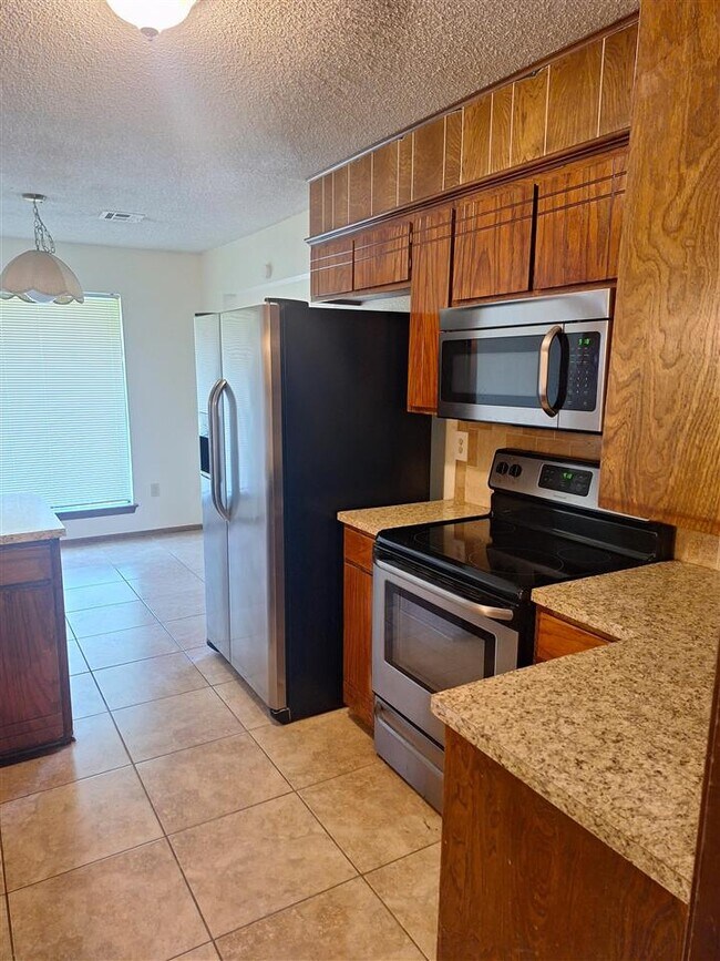 Foto del edificio - 7222 NW Cherry Cir