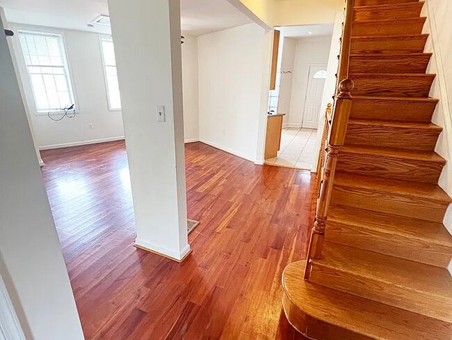 Foto del edificio - 1131 8th St NE