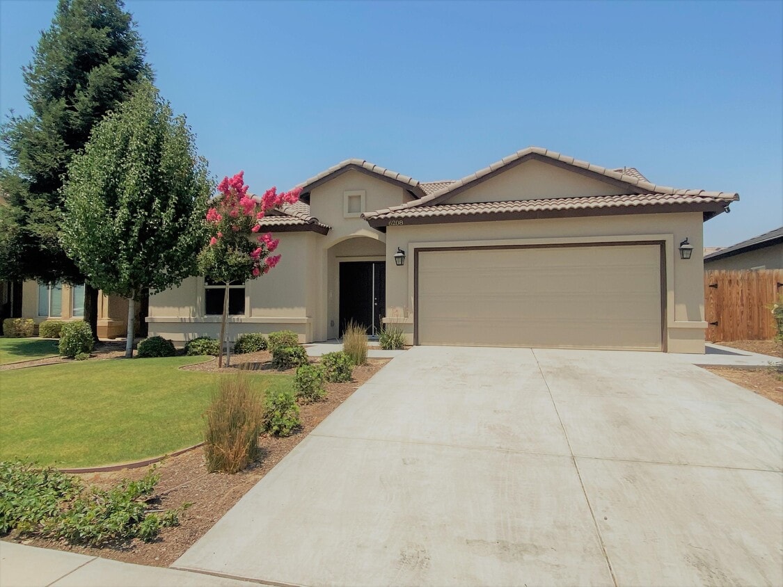 6208 Sealark Ct, Bakersfield, CA 93306 House Rental in Bakersfield