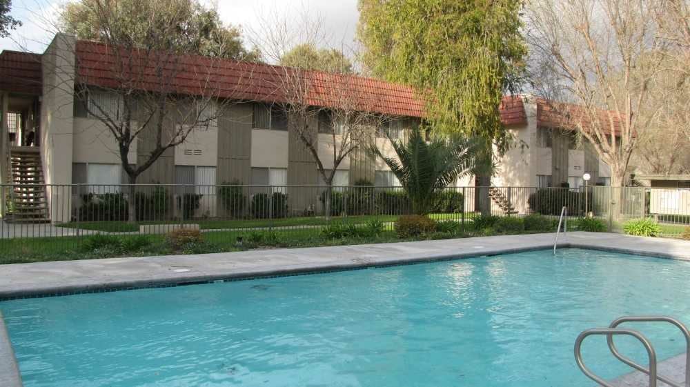 Primary Photo - Waterman Apartments