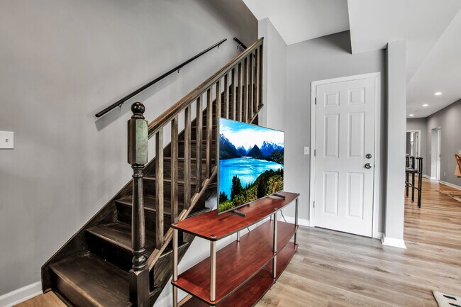 Building Photo - Furnished 4-Bedroom Single-Family Home on Buffalo’s West Side
