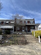 Building Photo - 450 New Dorwart St