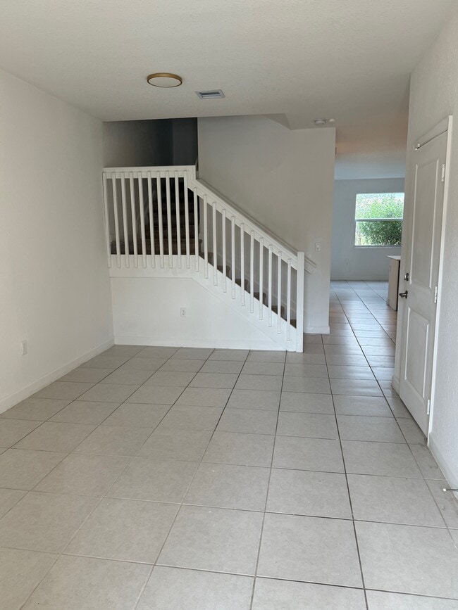 Foto del edificio - 12909 NW 23rd Pl