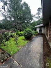 Building Photo - 1864 Tanglewood Rd
