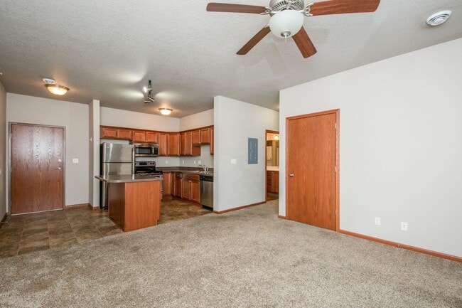 124 N Hyland #104 | Living Room - Triangle Apartments