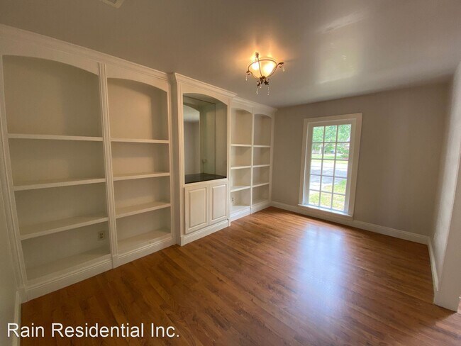 Building Photo - 3 br, 3 bath House - 6233 Ridge Rd