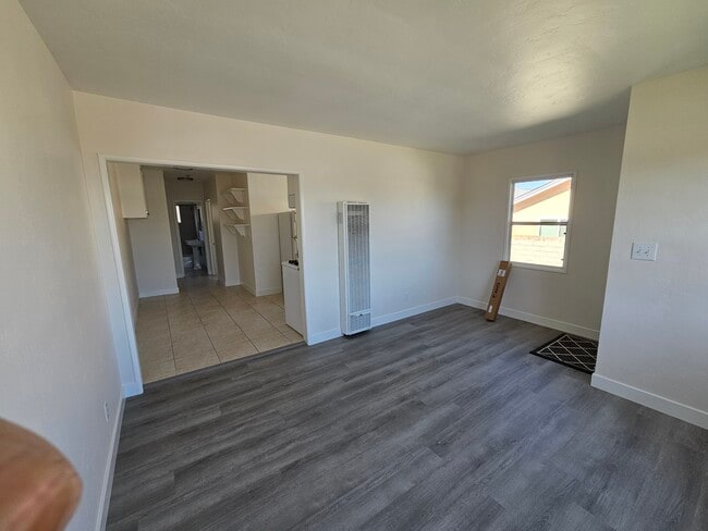 Sala de estar - 25515 Senator Ave