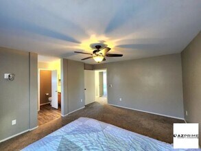 Building Photo - 4223 E Gail Dr