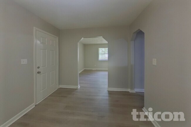 Building Photo - 3060 Orbit Cir