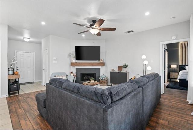 Foto del edificio - 2109 Castle Creek Dr