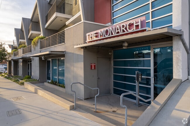 Entrance - 1463 Colorado Blvd