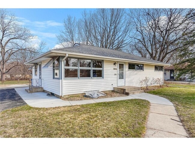 Building Photo - 3416 Baillif Pl