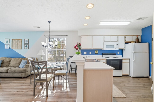 Foto del edificio - 510 White River Dr