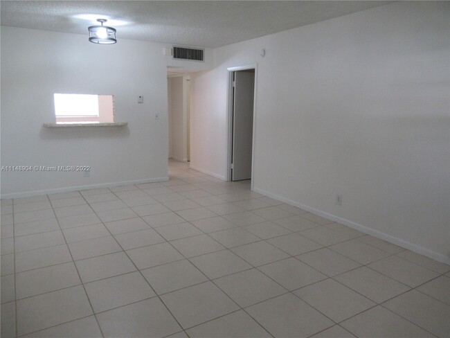 5181 W Oakland Park Blvd Unit 103, Lauderdale Lakes, FL 33313 - Condo ...