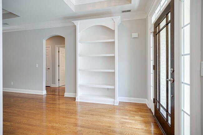 Foto del edificio - Beautiful Home in Willow Springs Just Minutes to Downtown Franklin