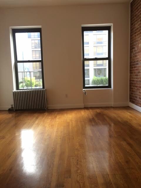 Primary Photo - 1107 1st Avenue