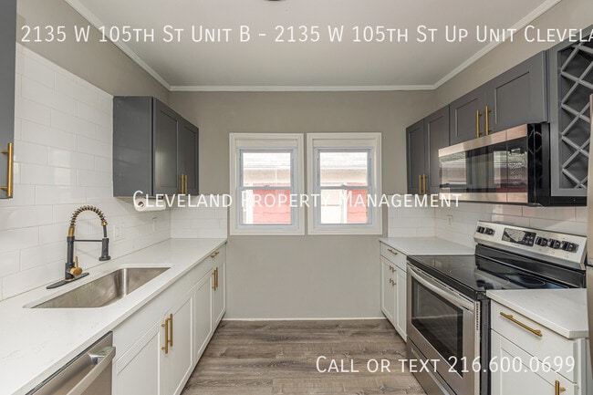Building Photo - 2135 W 105th St