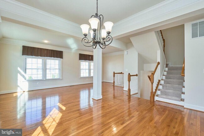 Foto del edificio - 21276 Hyrst Grove Terrace