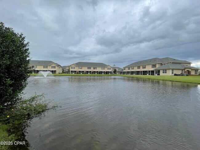 Foto del edificio - 806 Baldwin Rowe Cir