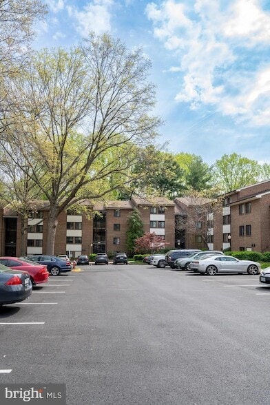 Building Photo - 1554 Northgate Square