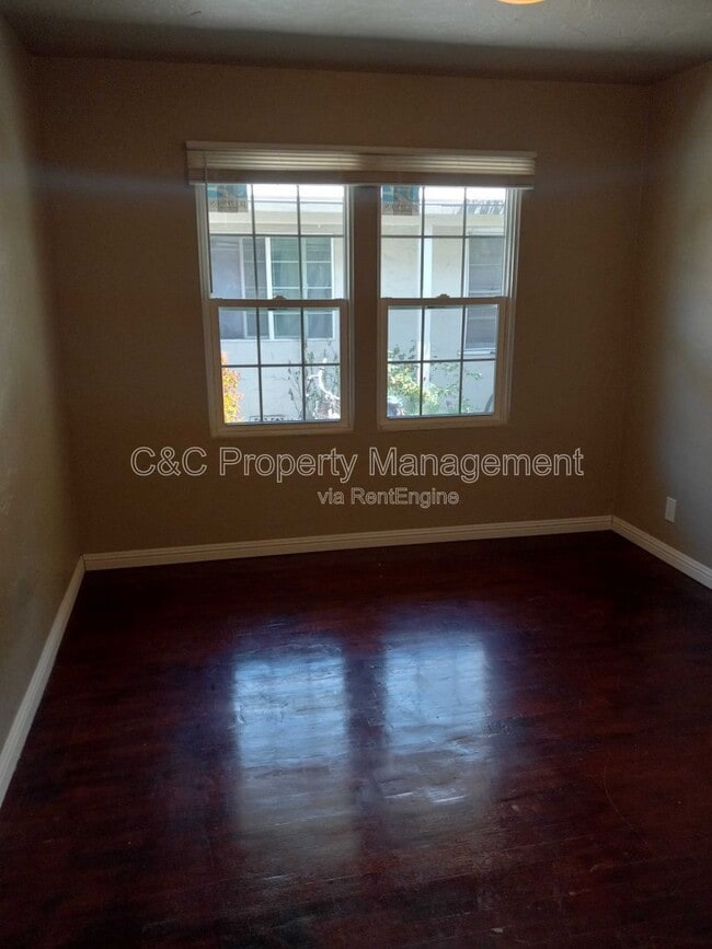 Foto del edificio - 116 Maple St