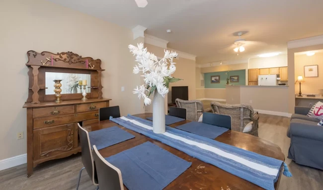 Dining Room with seating for 6. - 3384 Corona Village Way