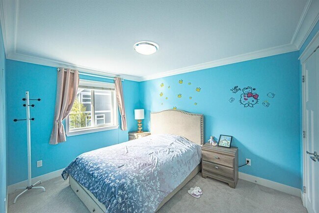 Photo du bâtiment - 16148-1628A 28A Ave