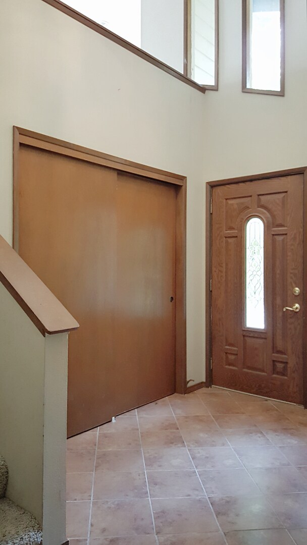 Foto del edificio - Hard to find 5 bedroom home in Tamoshan ne...