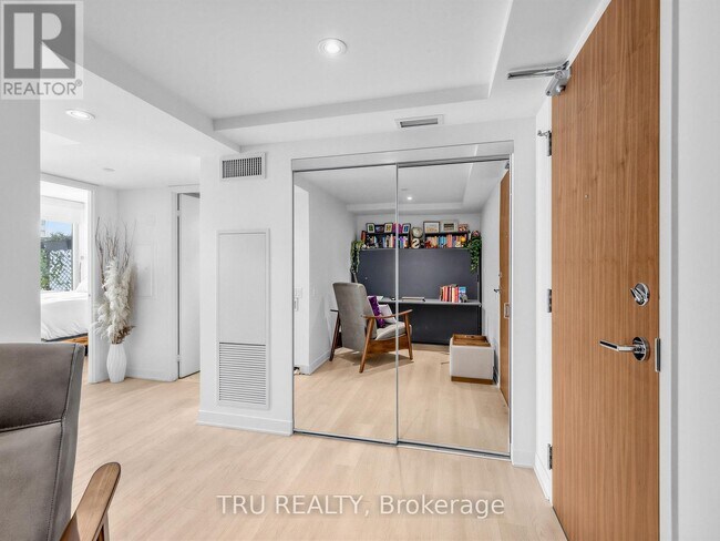 Building Photo - 70 Queens Wharf Rd