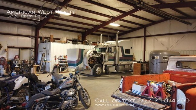 Foto del edificio - bedroom in Cody WY 82414