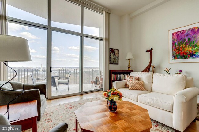 Foto del edificio - 1200 N Nash St