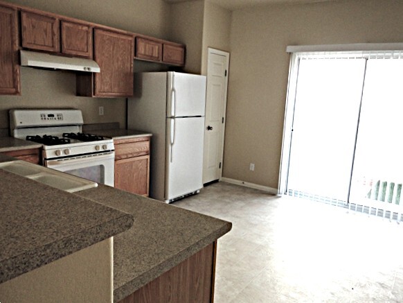 Foto del edificio - 894 Blue Rosalie Pl