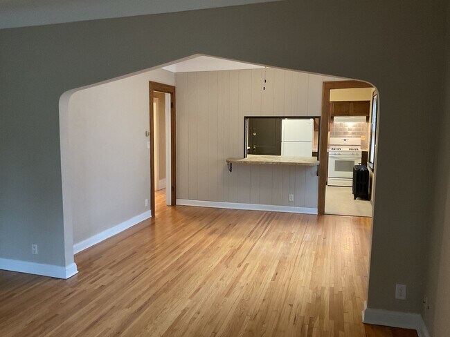 Foto del edificio - 2097 Fairmount Ave