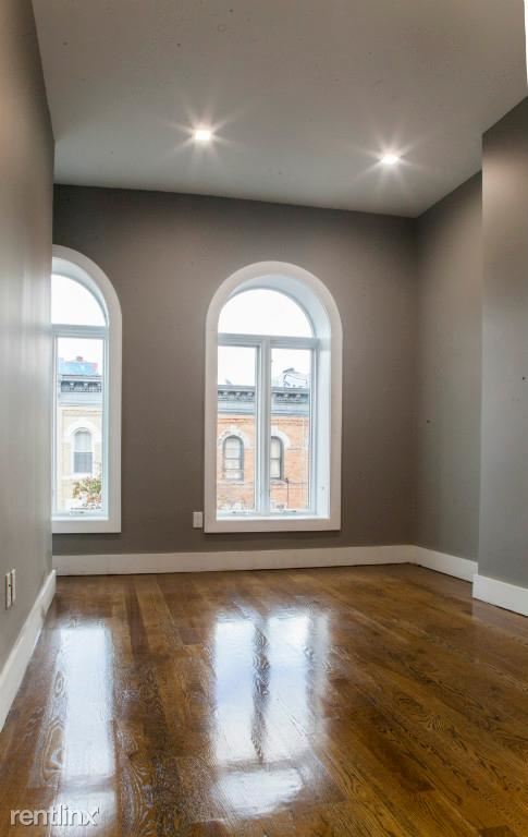 Foto del edificio - 267 Linden St