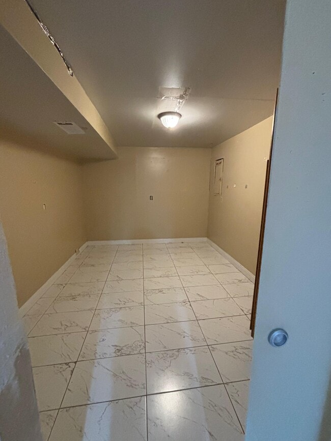 Foto del edificio - 2350 S 385 W