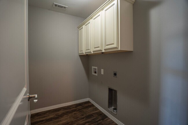 Foto del edificio - Stunning 3 bedroom, 2 bathroom Home available in Prairie Grove!