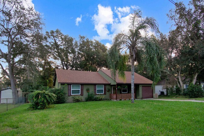 Building Photo - 209 Jasmine Rd