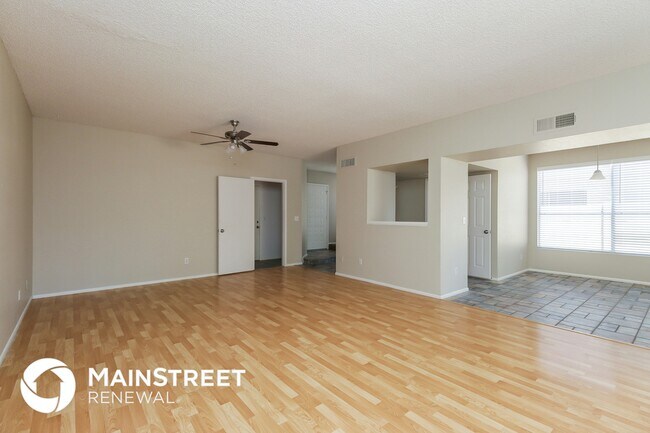 Building Photo - 1033 N Arvada