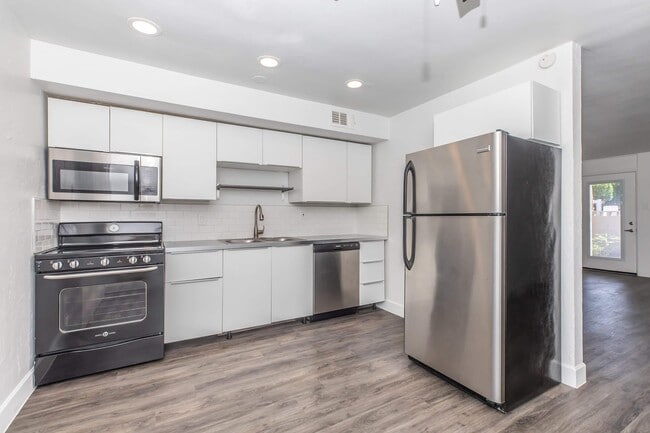 Building Photo - Revival Midtown Apartments