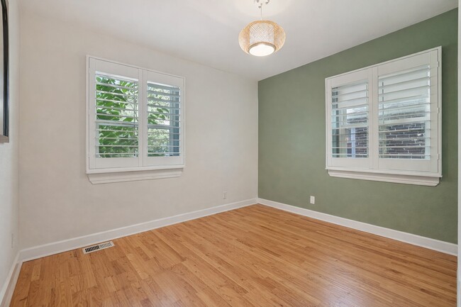 Building Photo - 1416 Willow St