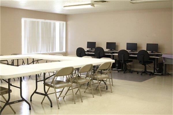 Foto del edificio - 1301 S Tyler St